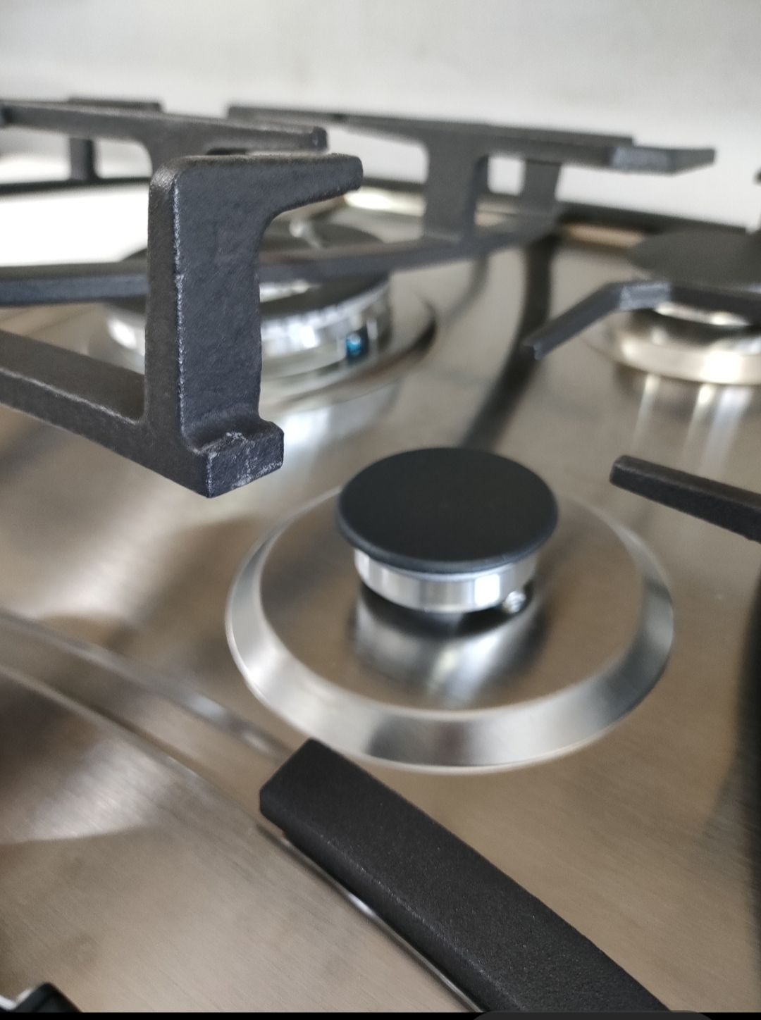 Plaque winex inox fonte  طاولة المطبخ