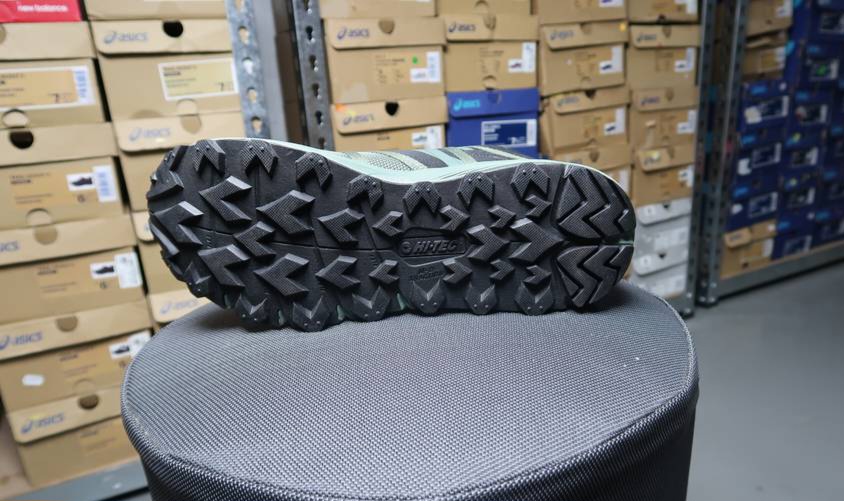 Chaussures Hi-teck